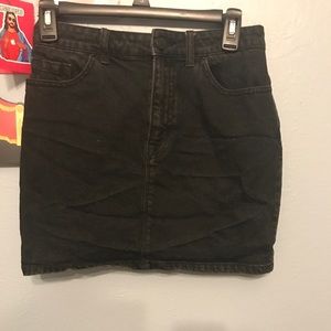 Super cute black mini skirt